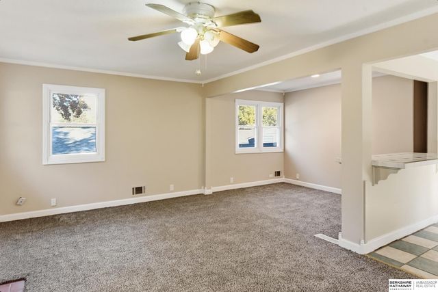 4219 N 65th Avenue, Omaha, NE 68104