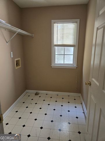 6794 Winterberry Ridge Drive, Stone Mountain, GA 30087