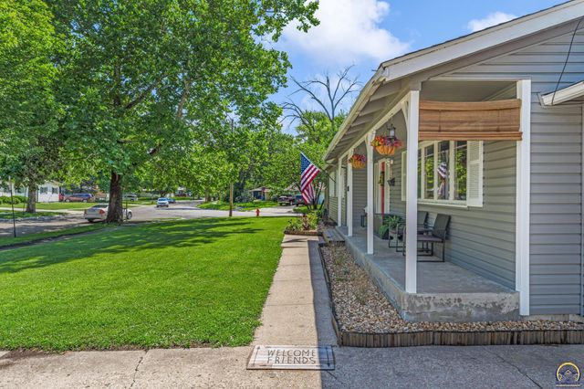 5501 SW 19th ST, Topeka, KS 66604