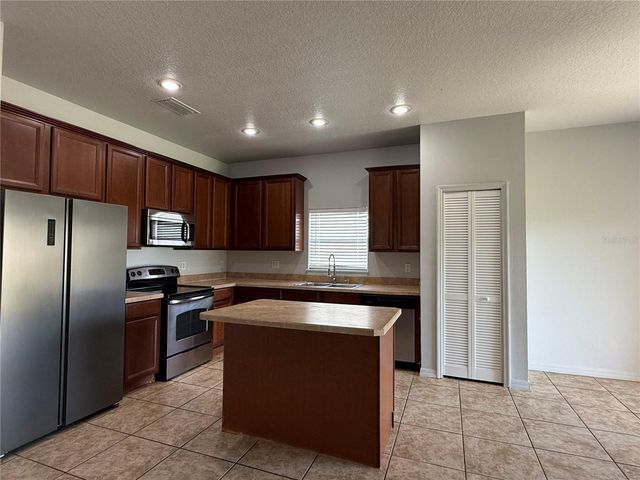 368 CONCH KEY WAY, Sanford, FL 32771