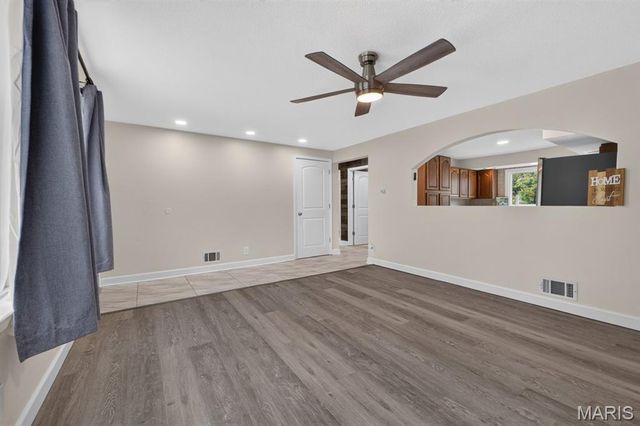 27 Lillian Drive, St Charles, MO 63304
