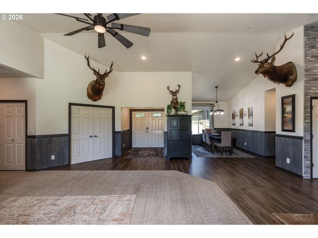 18210 SEIGERT Rd, Vernonia, OR 97064