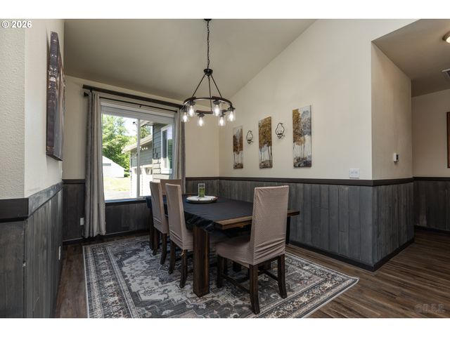 18210 SEIGERT Rd, Vernonia, OR 97064