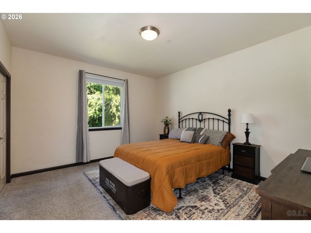 18210 SEIGERT Rd, Vernonia, OR 97064