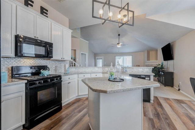 10735 Sunswept Fields Lane, Houston, TX 77064