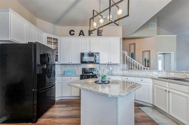 10735 Sunswept Fields Lane, Houston, TX 77064