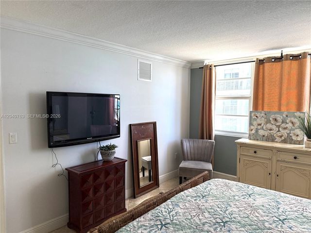 6917 Collins Avenue 506, Miami Beach, FL 33141