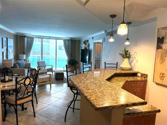 6917 Collins Avenue 506, Miami Beach, FL 33141