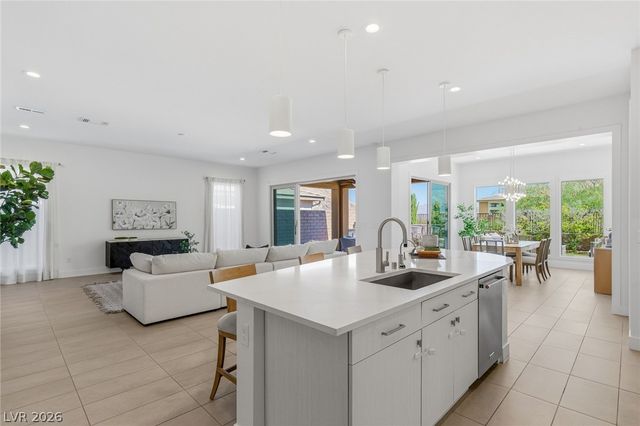 3060 Full Lotus Drive, Las Vegas, NV 89138