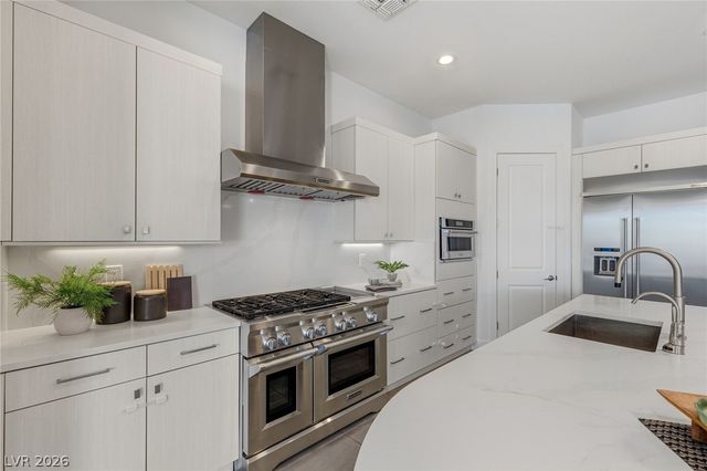3060 Full Lotus Drive, Las Vegas, NV 89138