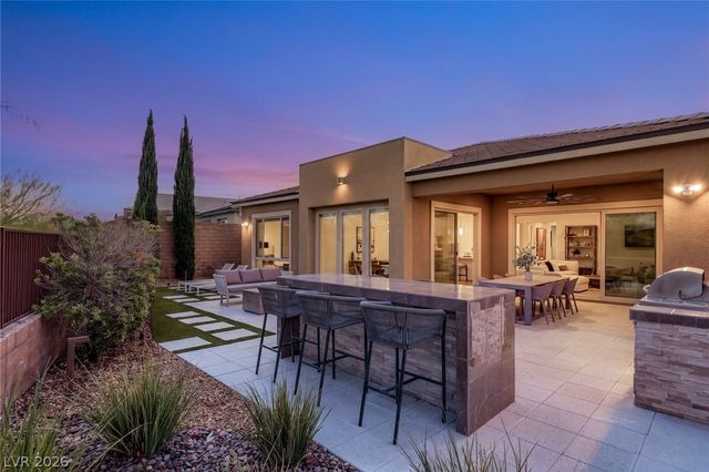 3060 Full Lotus Drive, Las Vegas, NV 89138