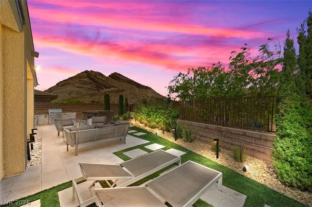 3060 Full Lotus Drive, Las Vegas, NV 89138