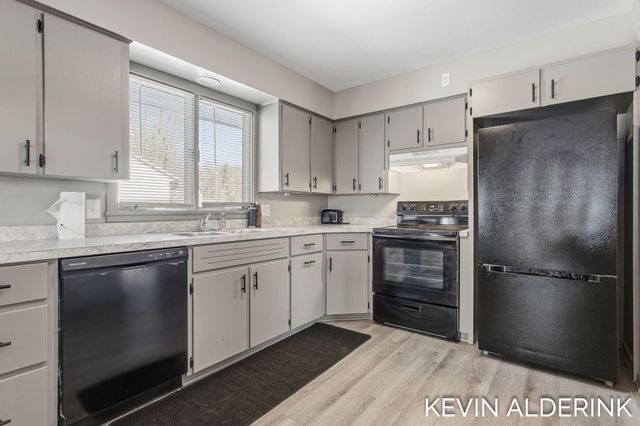 4525 135th Avenue, Hamilton, MI 49419