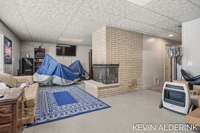 4525 135th Avenue, Hamilton, MI 49419