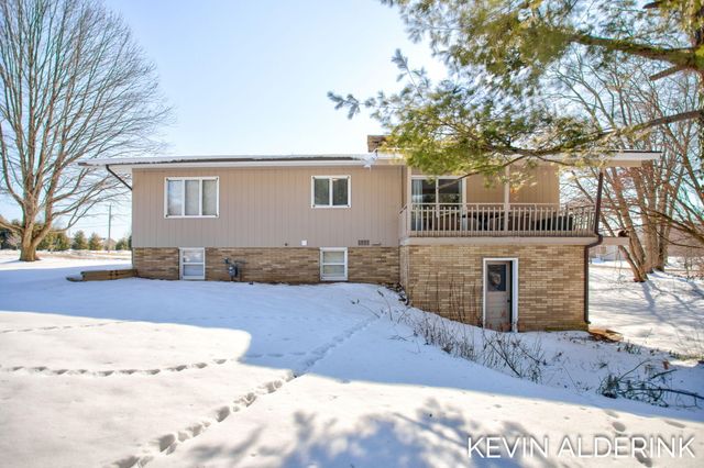 4525 135th Avenue, Hamilton, MI 49419