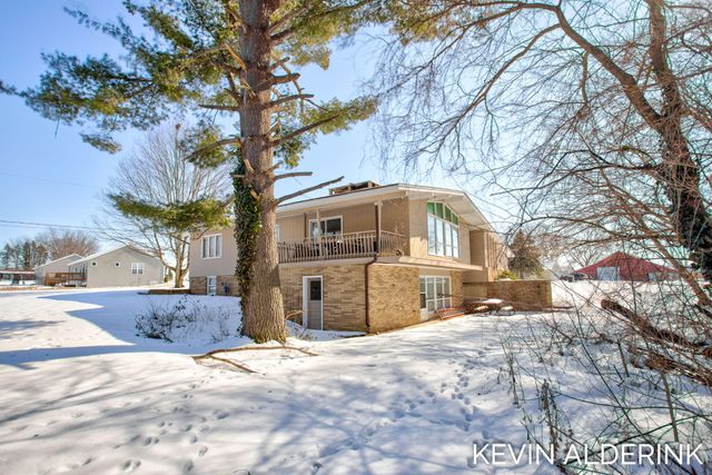 4525 135th Avenue, Hamilton, MI 49419