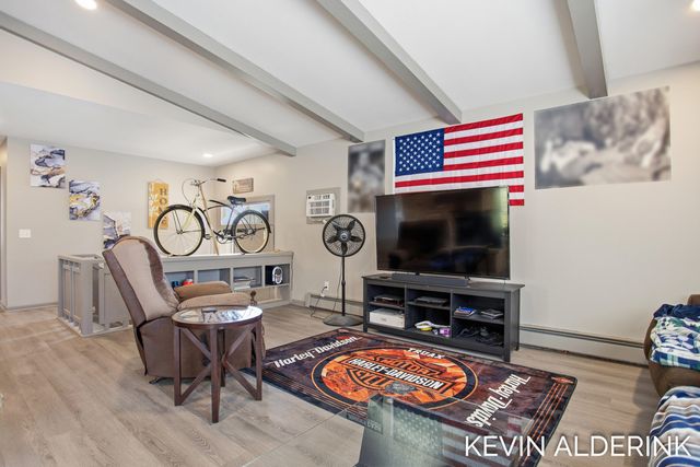 4525 135th Avenue, Hamilton, MI 49419