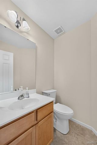 916 Carpathian Drive, Lake St Louis, MO 63367