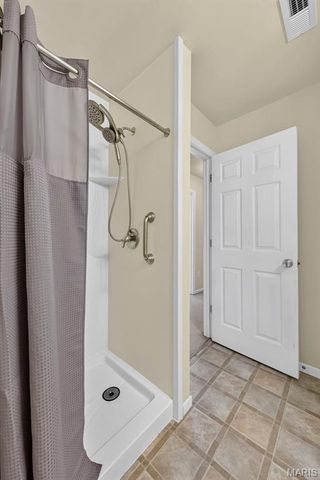 916 Carpathian Drive, Lake St Louis, MO 63367