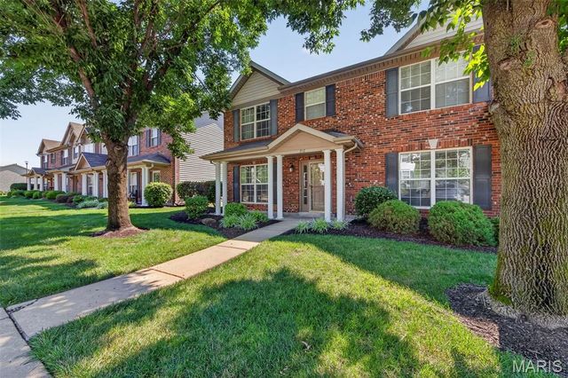 916 Carpathian Drive, Lake St Louis, MO 63367