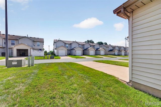 916 Carpathian Drive, Lake St Louis, MO 63367