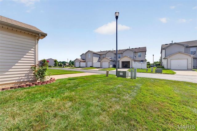 916 Carpathian Drive, Lake St Louis, MO 63367