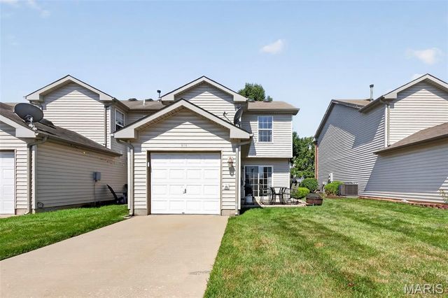 916 Carpathian Drive, Lake St Louis, MO 63367