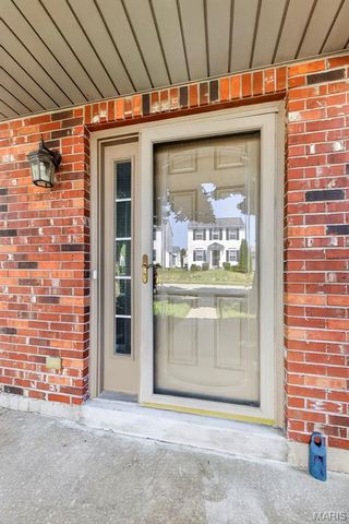 916 Carpathian Drive, Lake St Louis, MO 63367