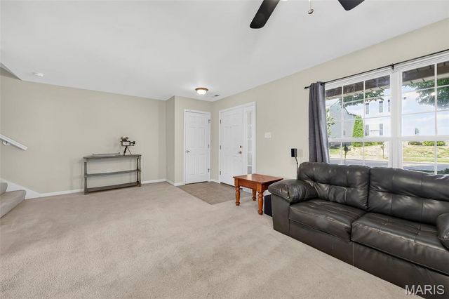 916 Carpathian Drive, Lake St Louis, MO 63367