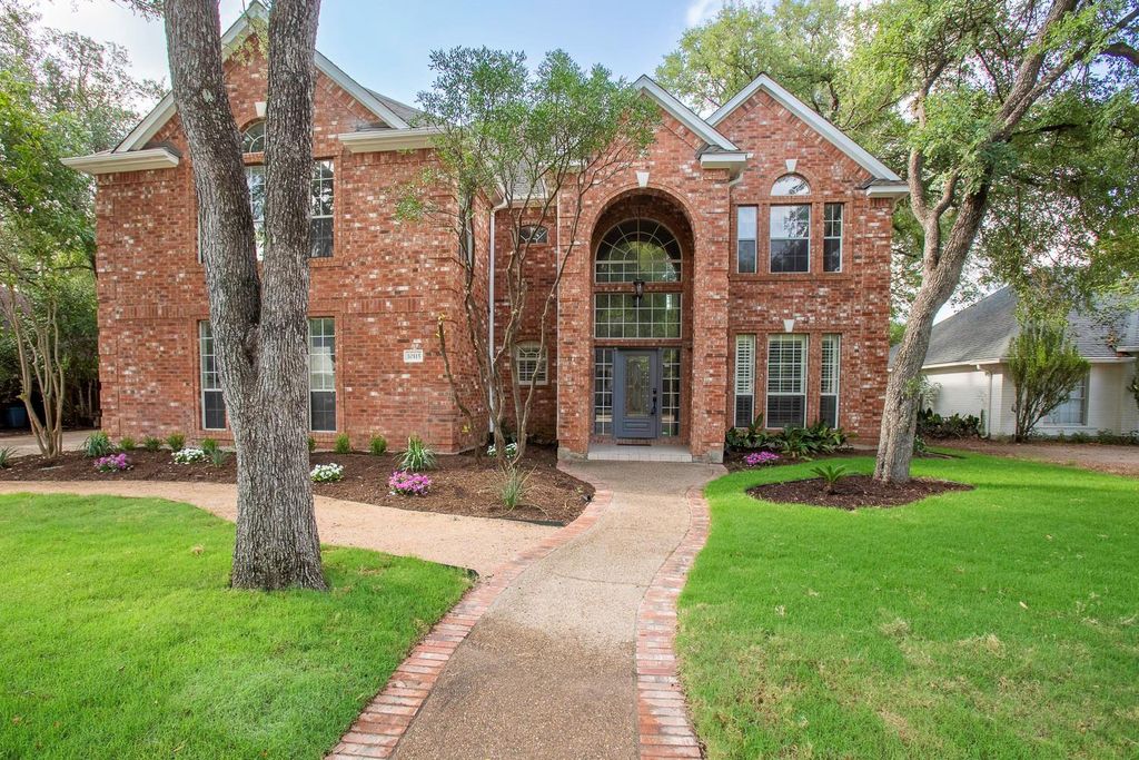 10115 Pinehurst DR, Austin, TX 78747
