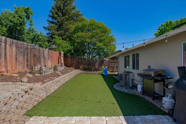 3601 Eagle Crest, Antelope, CA 95843