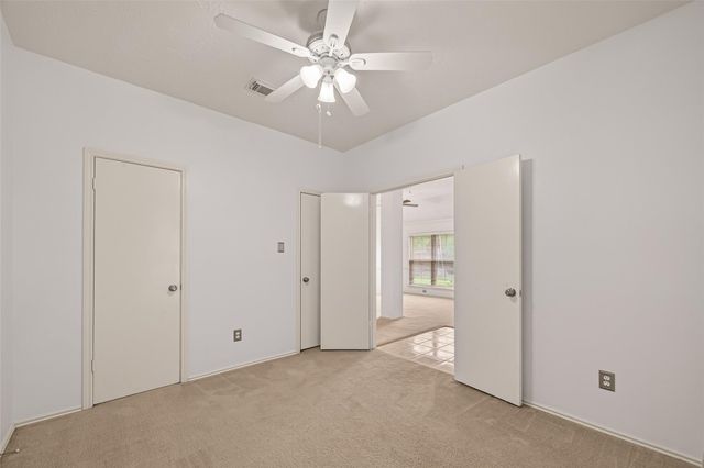 602 W Larkspur Circle, Pearland, TX 77584