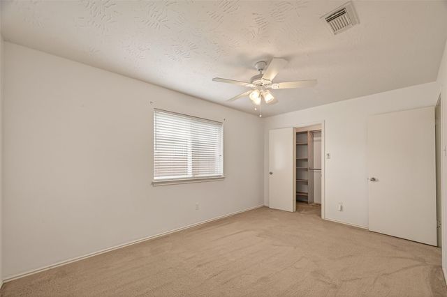 602 W Larkspur Circle, Pearland, TX 77584