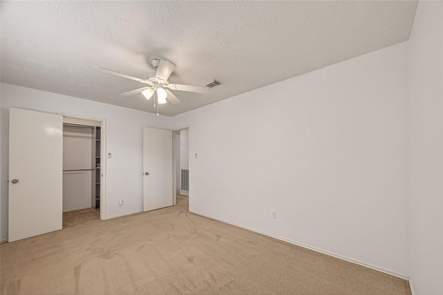 602 W Larkspur Circle, Pearland, TX 77584