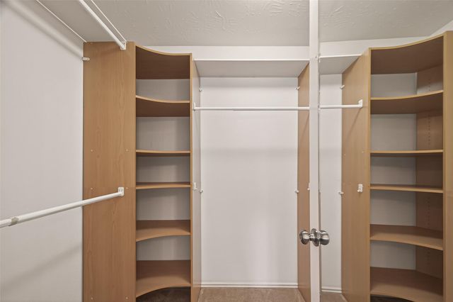 602 W Larkspur Circle, Pearland, TX 77584