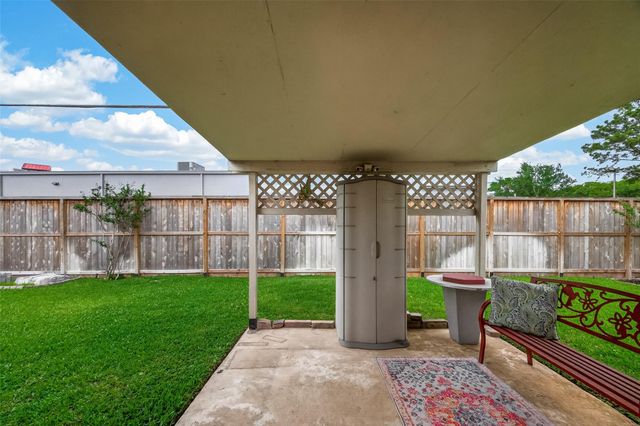 602 W Larkspur Circle, Pearland, TX 77584