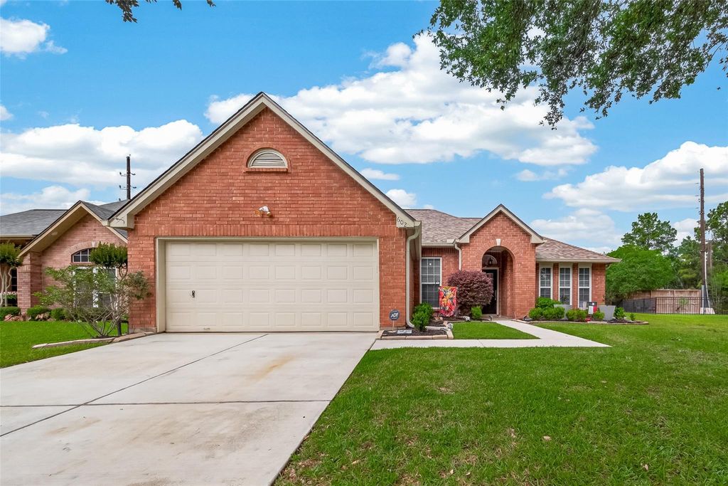 602 W Larkspur Circle, Pearland, TX 77584