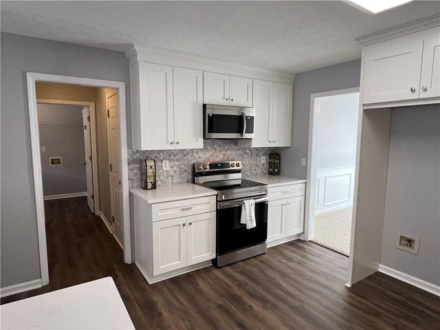 7964 Clearview Circle, Riverdale, GA 30296