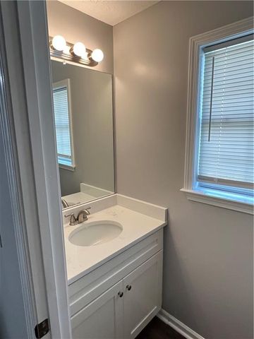 7964 Clearview Circle, Riverdale, GA 30296