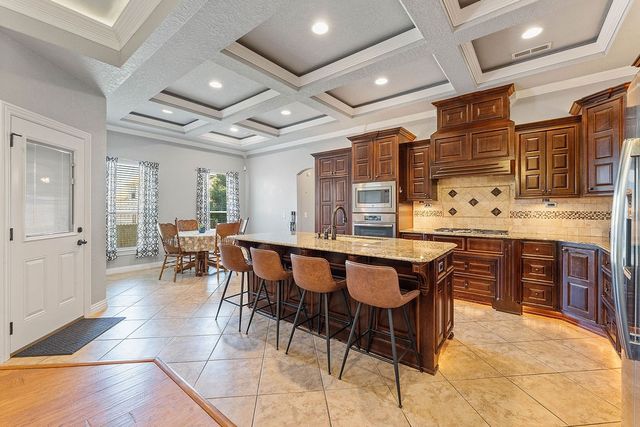 2701 SW Glenn Ridge Road, Bentonville, AR 72713