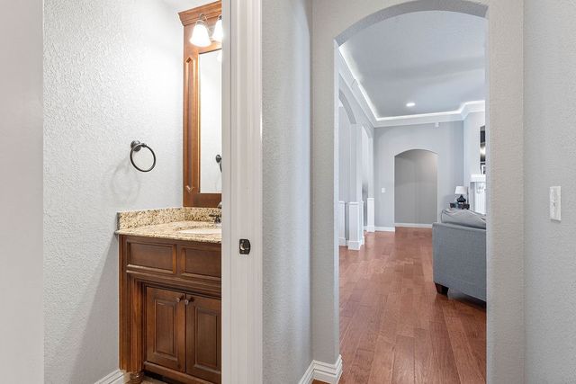 2701 SW Glenn Ridge Road, Bentonville, AR 72713