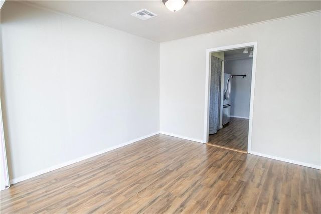 217 E Douglas Drive, Midwest City, OK 73110