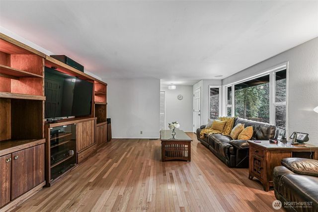 23326 SE 199th Street, Maple Valley, WA 98038