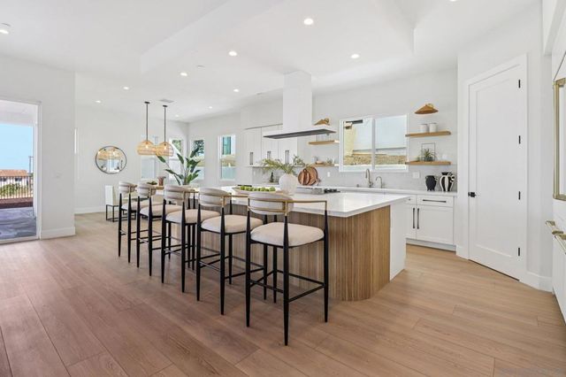 1850 Illion St, San Diego, CA 92110