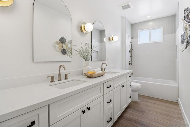 1850 Illion St, San Diego, CA 92110