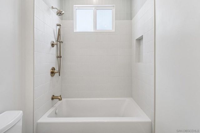 1850 Illion St, San Diego, CA 92110