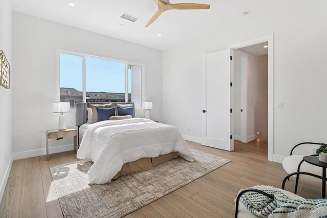 1850 Illion St, San Diego, CA 92110