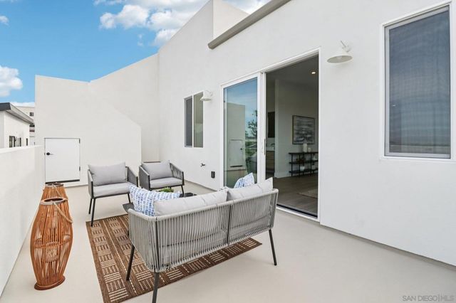 1850 Illion St, San Diego, CA 92110