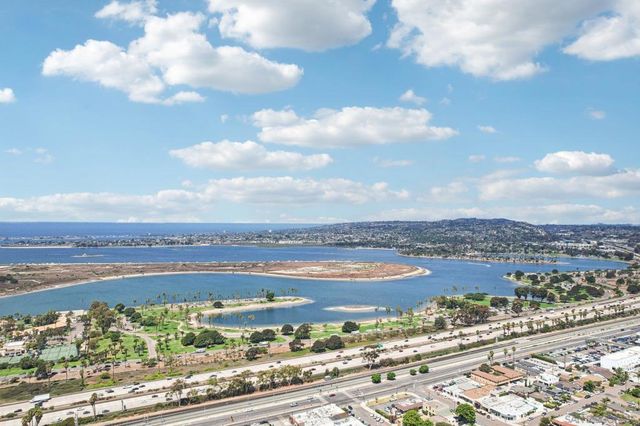 1850 Illion St, San Diego, CA 92110