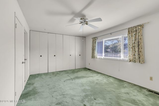 3 Beverly Court, Tinton Falls, NJ 07724